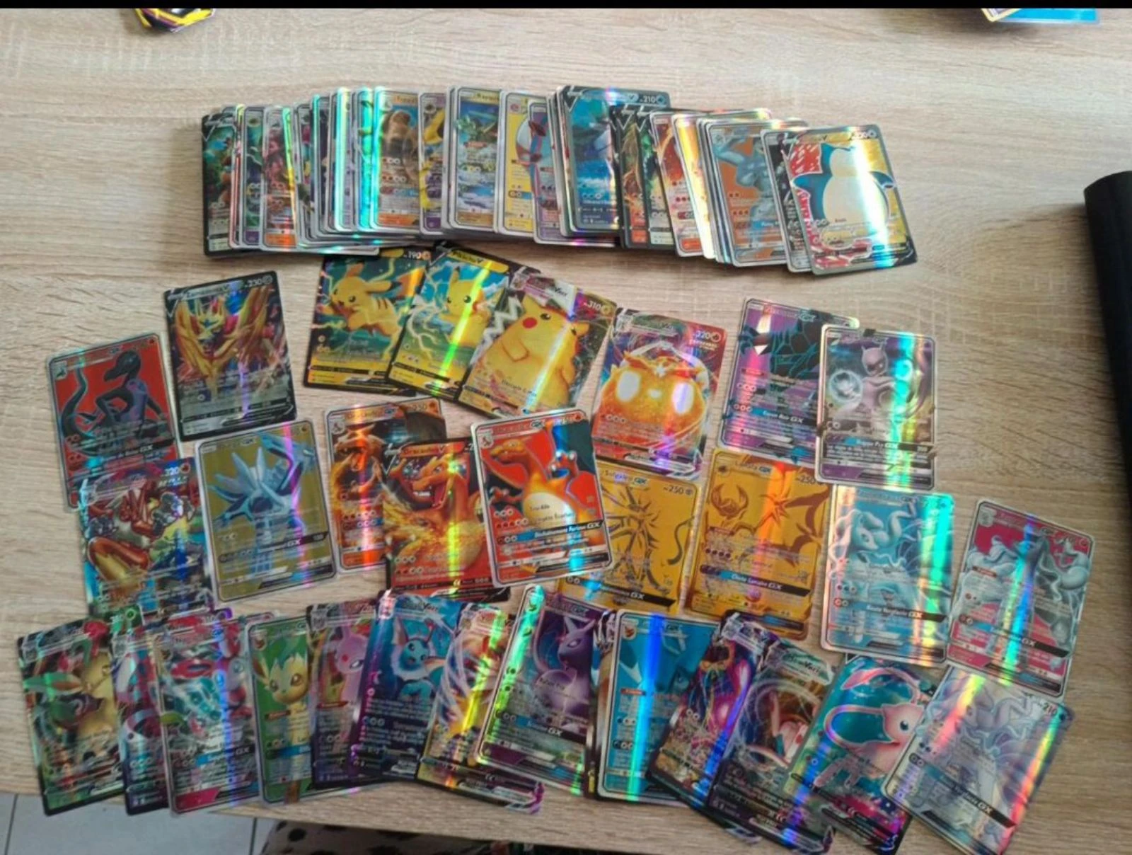 Lot de cartes Pokémon non officielles  Très bon état